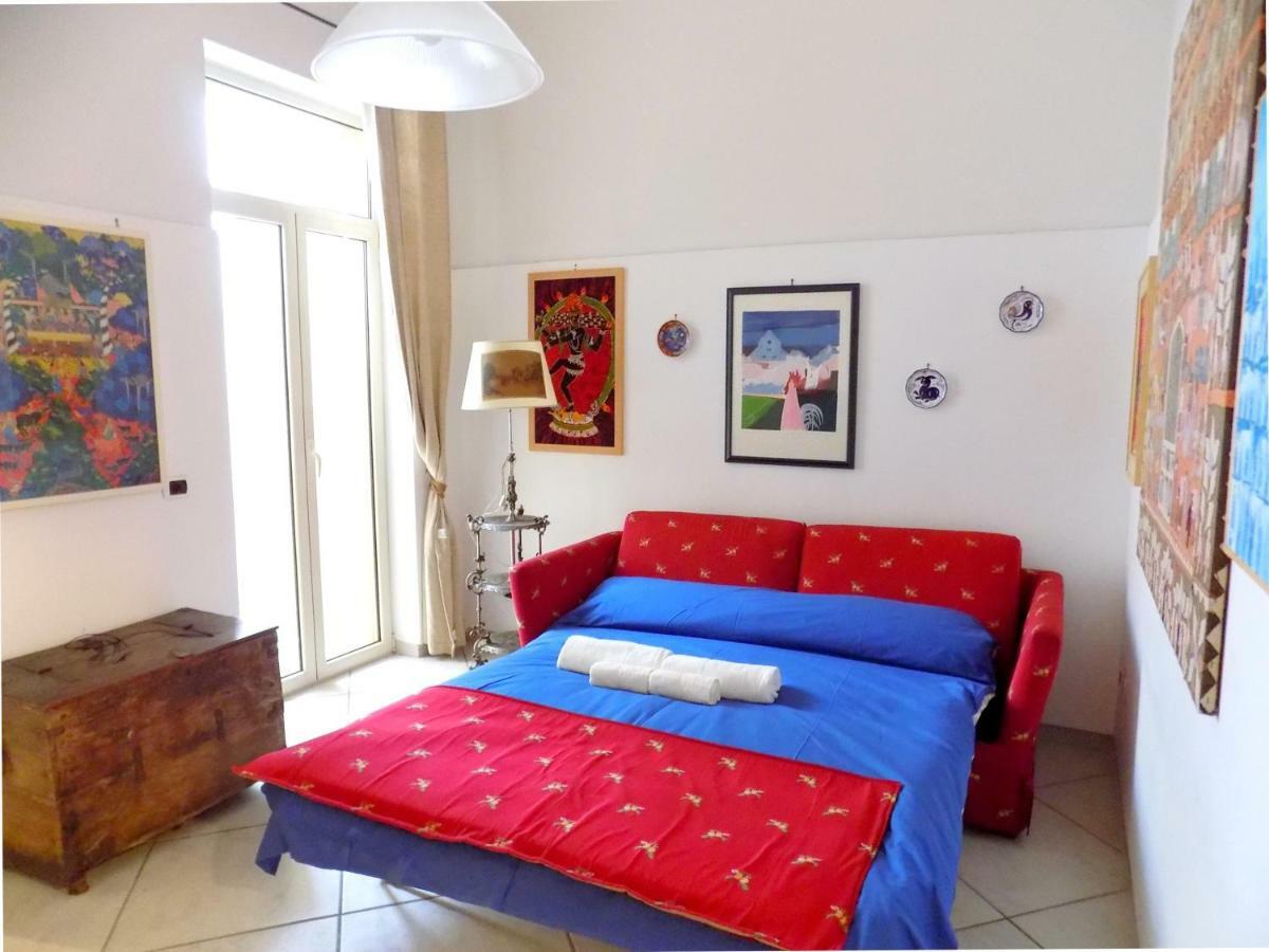 Wonderful Apartment - 5 Minutes Walking From The Beach Bari Bagian luar foto